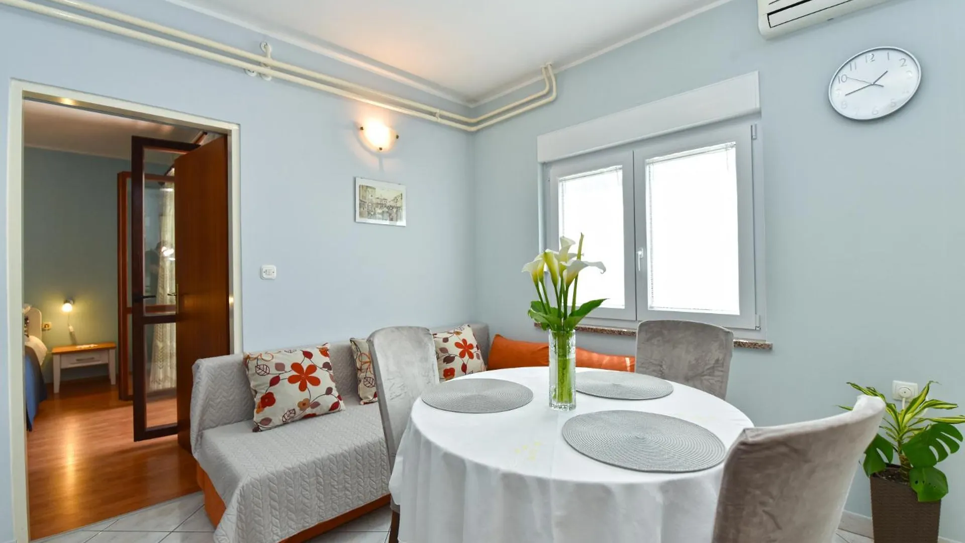 Apartments Nevina 1230 Pula Croatia