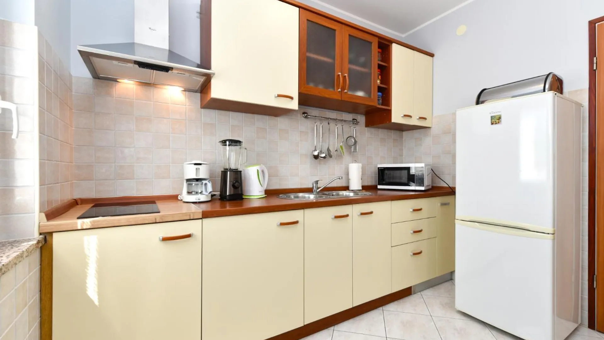 Apartments Nevina 1230 Pula