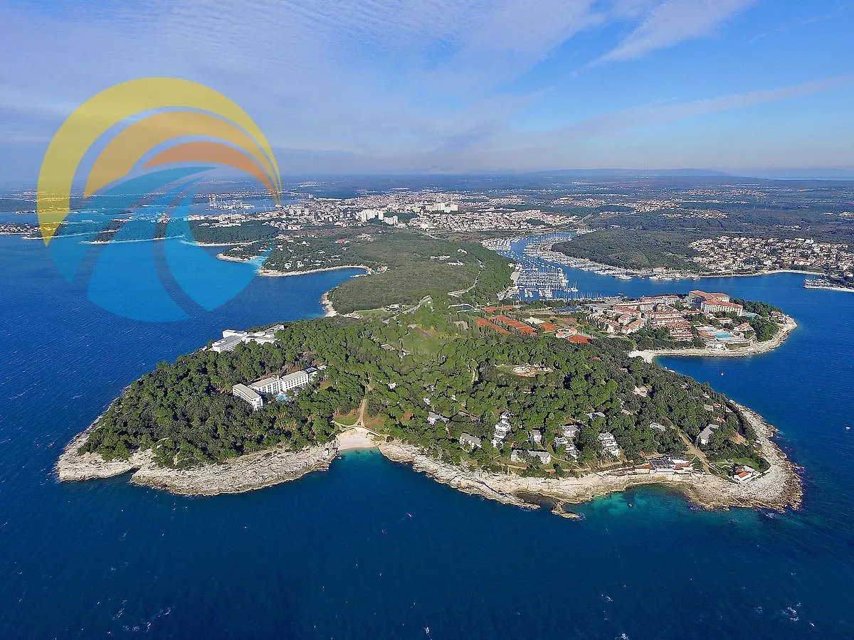 Apartments Nevina 1230 Pula